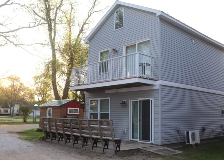 Cabin 11 – $2140/wk (Summer)