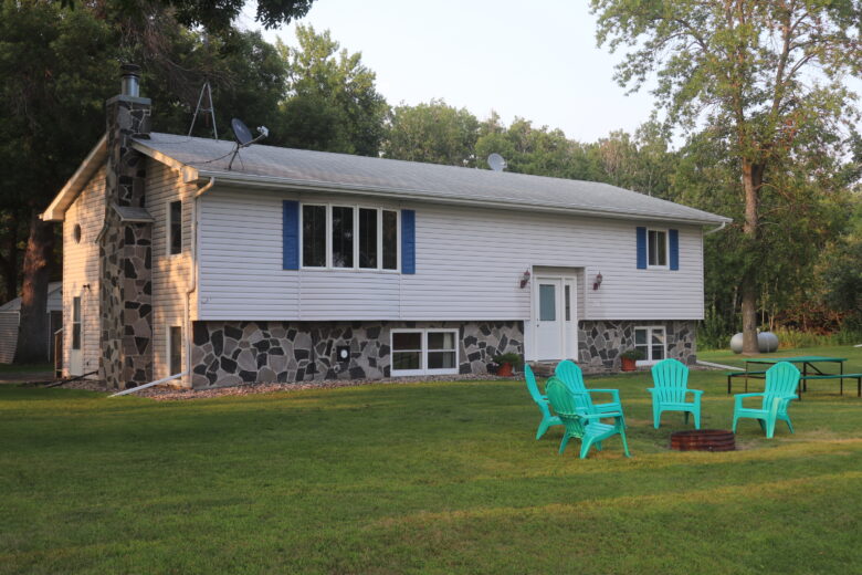 Cabin 20 – $1766/wk (Summer)